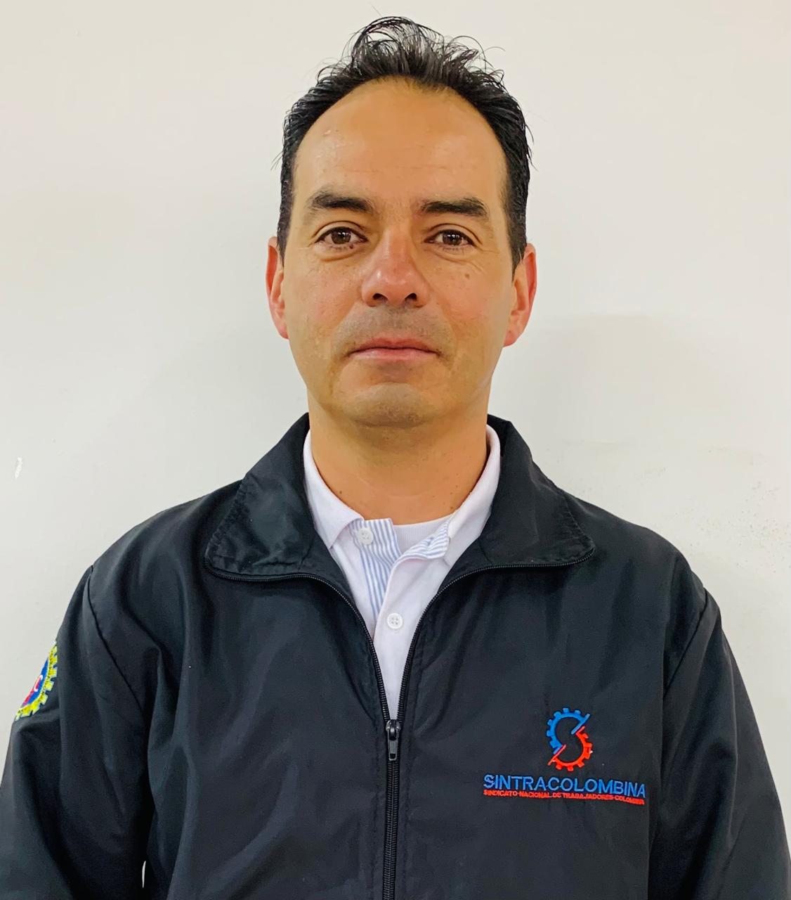 LUIS FERNANDO HERNANDEZ